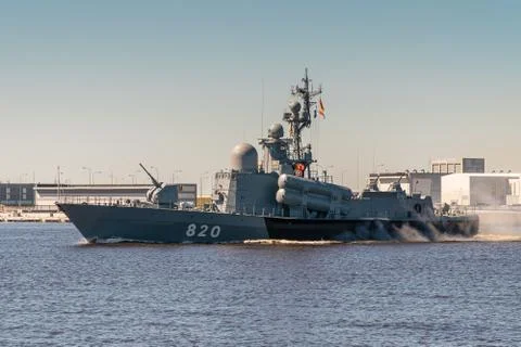 Small rocket ship Chuvashia, project 1241 passes near Kronstadt. Stock Photos