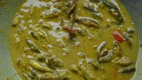 Small Snakehead or Channa orientalis fish curry. Stock Footage 321379121