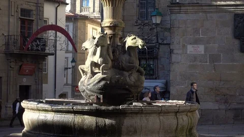 Small square close to the cathedral of Santiago de Compostela Video stock 71007032