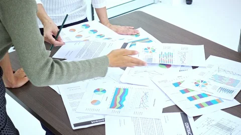 Small team meeting. Stock Footage 92410035
