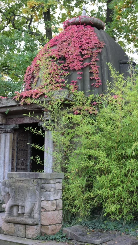 Small temple in nature vertical video Video stock 288022220