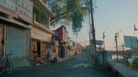 Small town empty street in India during early morning calm scene 库存影片 332920930