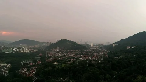 A small township in the middle of valley. Видео 79289758