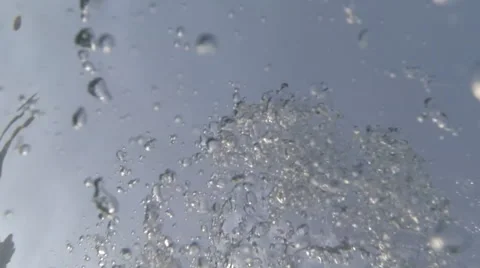 Small underwater bubbles 스톡 동영상 42203428