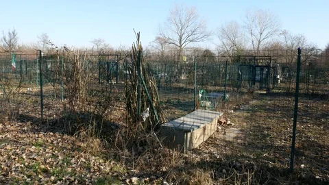 Small urban garden in winter Stock Footage 72490645