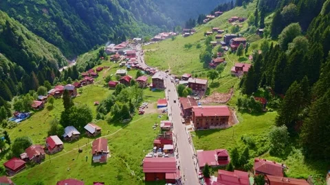 A small village in the. Vídeo Stock 284106194