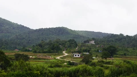 Small village in mountains 库存影片 247558041