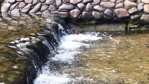 Small waterfall and clear water 库存影片 78200154