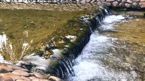 Small waterfall and clear water 库存影片 78227827