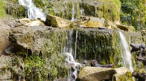Small waterfall in autumnal forest 스톡 동영상 8607262