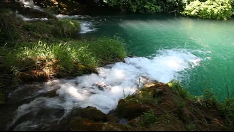 Small waterfall Vidéo 7762647