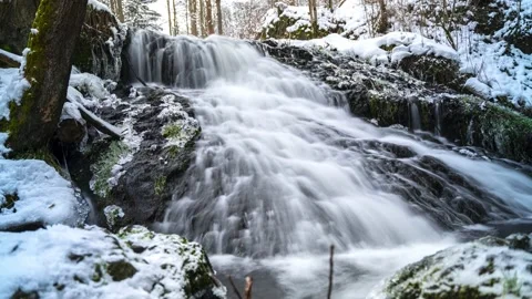 Small waterfall 스톡 동영상 236490497