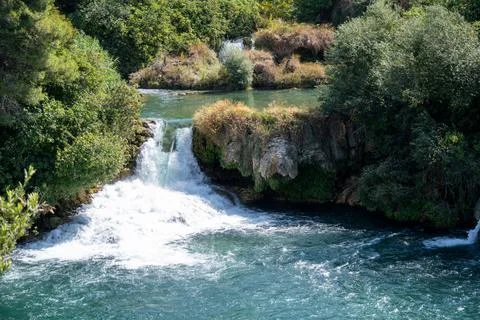 Small waterfall rapid on Krka River, Krka National Park, Croatia Foto stock