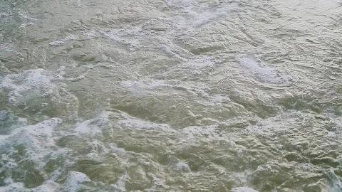 Small waves on the seashore. Slow motion Vídeos de archivo 114064737