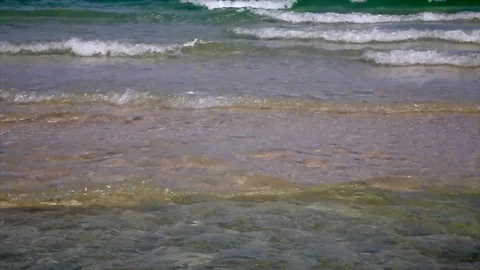 Small waves, very clear water Video stock 88452880