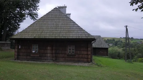Small Wooden House 動画素材 80998353