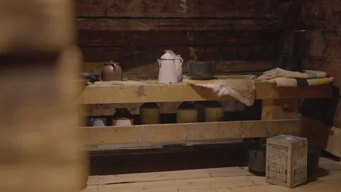 Small workshop for teapots and coffee Видео 211878694