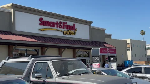 Smart and Final Video stock 246879721