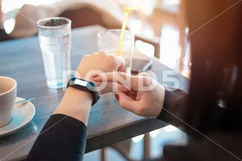 Smart bracelet  mockup. Girl touch screen concept PSD Template