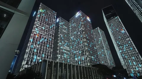 Smart city and communication network concept 스톡 동영상 240227017