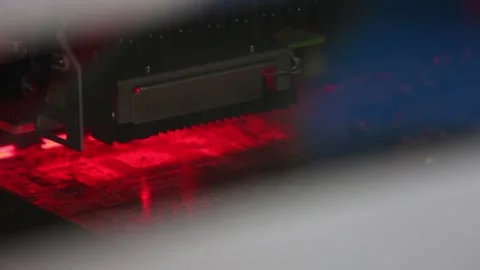 Smart fast modular mounter, placement machine Vídeos de archivo 90105180