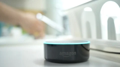 Smart Home Assistant Voice Activated In The Kitchen Washing Dishes 스톡 동영상 93563648