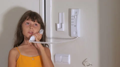 Smart home with intercom. Stock-Footage 231926723