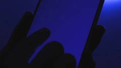 Smart home lighting technology. Remote controlling light with a phone app. 스톡 동영상 98629138