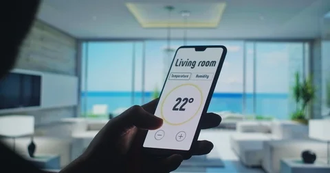 Smart home technology interface on smartphone app screen with augmented reality Stockbeeldmateriaal 129243043