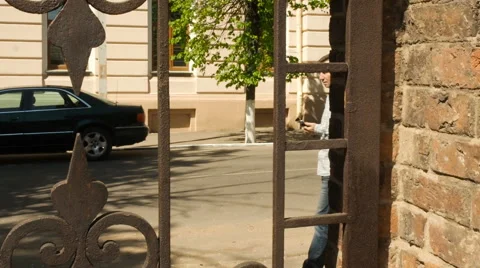 Smart phone man calling on mobile phone in city. Stock Footage 63149147