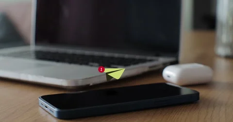 Smart phone mobile receiving message notification on smartphone screen on table. Stock Footage 283993618