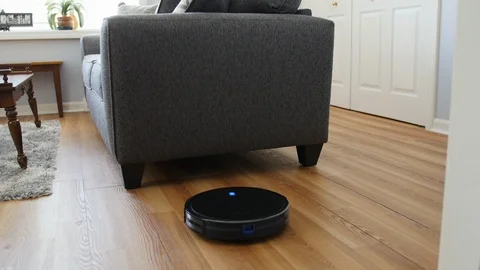 Smart Robotic Vacuum Cleaning Under Furniture Vidéo 114038906