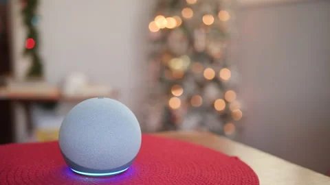 Smart Speaker Responding To Question with Holiday Decorations in Background 스톡 동영상 166920547