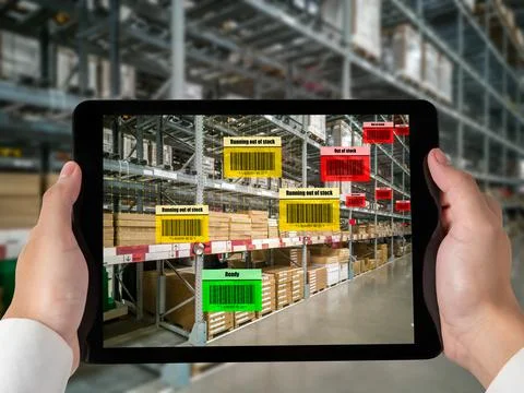 Smart warehouse management system using augmented reality technology Foto stock