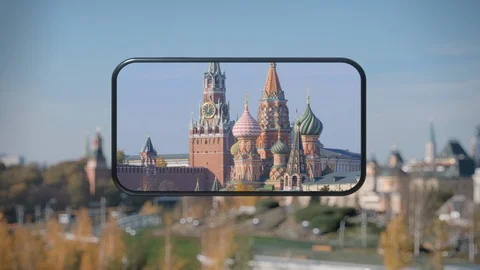 Smartphone camera app. Mobile photography and videography of famous tourist Video stock 120674853