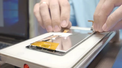 Smartphone disassembling in repair shop Stock Footage 113675438