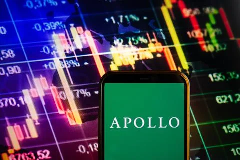 Smartphone displaying logo of Apollo Global Management Stock Photos