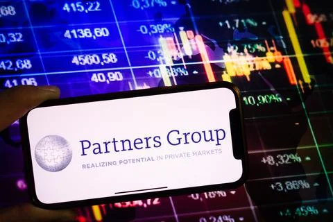 Smartphone displaying logo of Partners Group Stock Photos