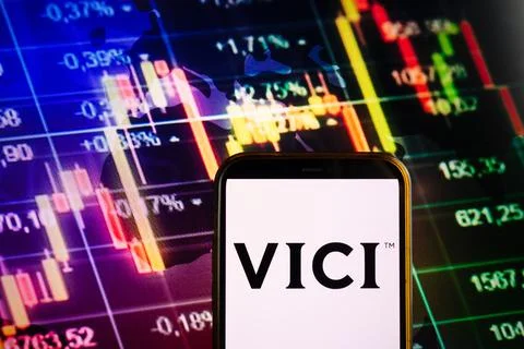 Smartphone displaying logo of VICI Properties Stock Photos