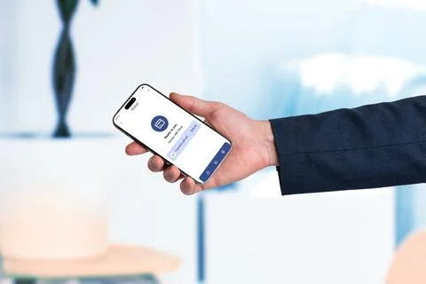 Smartphone displaying ready to pay screen for contactless payment, illustra.. Stock Photos