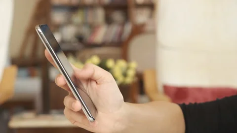 Smartphone Video stock 144695512