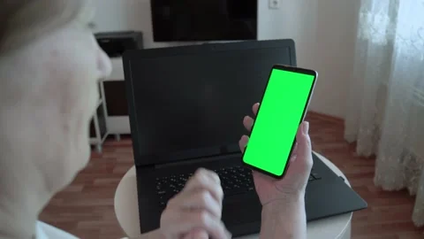 A smartphone with a green chromakey Stock Footage 167591052
