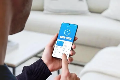 Smartphone interface for scheduling and timer control of smart devices in mod Foto stock