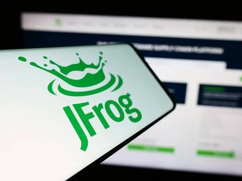 Smartphone with logo of American software development company JFrog Ltd. i... Foto stock
