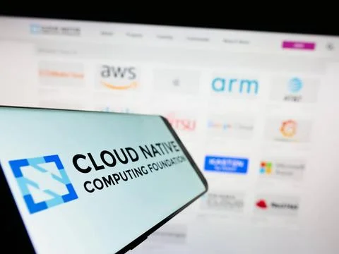Smartphone with logo of Cloud Native Computing Foundation (CNCF) on screen... Foto stock