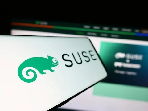  Smartphone with logo of open-source software company SUSE S.A. on screen ... Foto stock