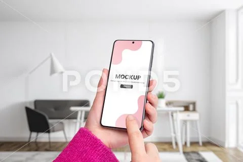 Smartphone mockup for displaying a residential real estate app PSD Template