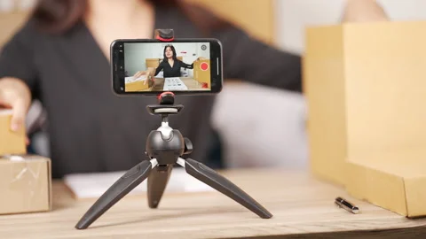 Smartphone online Stock Footage 153567494