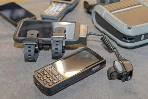 Smartphone Ring Barcode Scanner Stock-Fotos