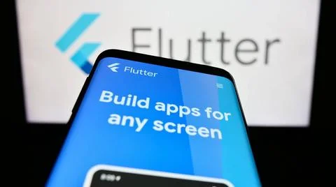  Smartphone with webpage of UI software development kit Flutter (Google) o... 스톡 사진